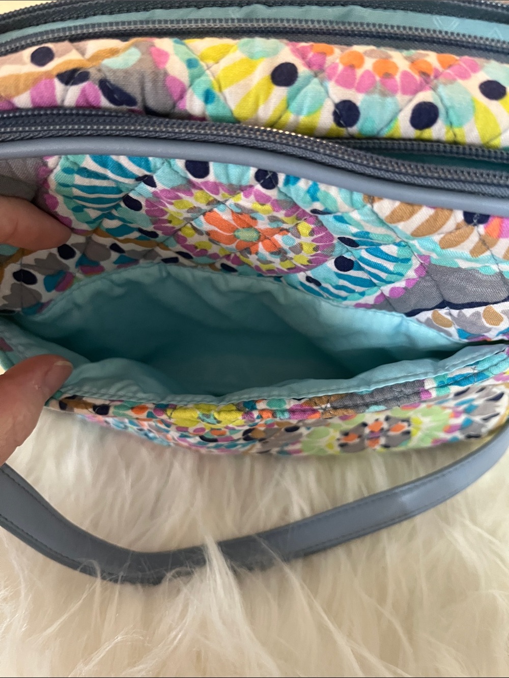 Vera Bradley Multicolor Blue Mosaic Crossbody - Picture 3 of 6